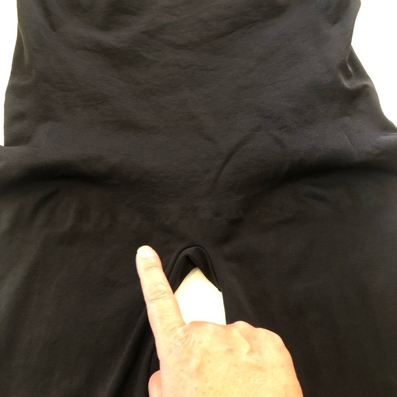 SPANX Assets Woman’s Black Shaping Compression Leggings Size XL - Picture 11 of 11